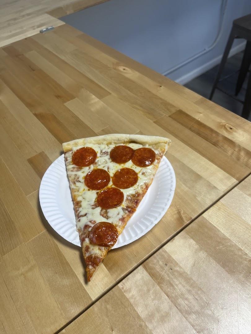 D'Giovanis Big Pizza